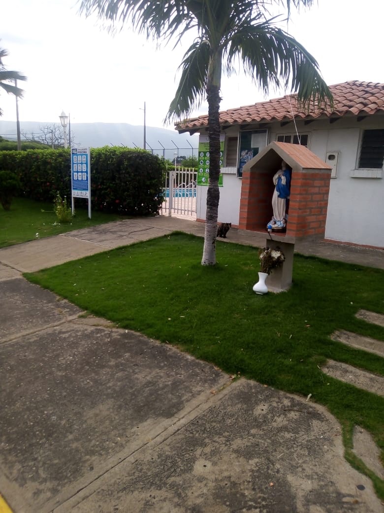 95e89680-5960-407e-b950-5e36e0c830fe