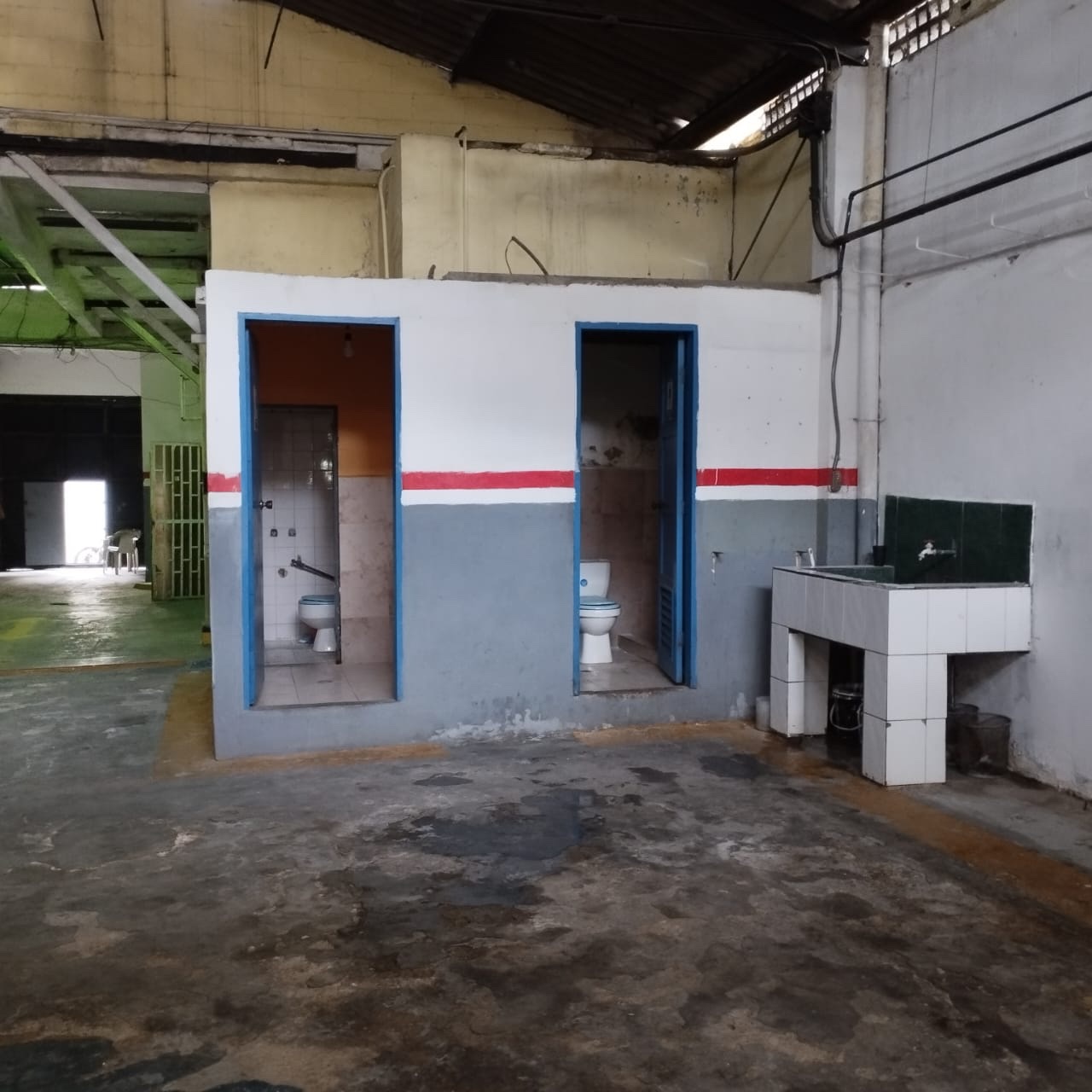 c6e78dbc-de4f-4ed6-a19a-17e56ccc58fc